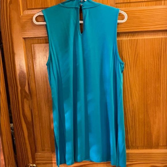 Blouse - Picture 2 of 6